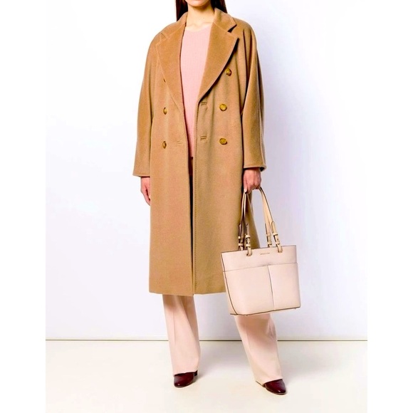 MICHAEL KORS Top Zip Pocketed Bedford Leather Shoulder Tote Bag in Soft Pink - Picture 13 of 15